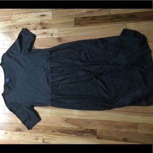 Gap maternity dress